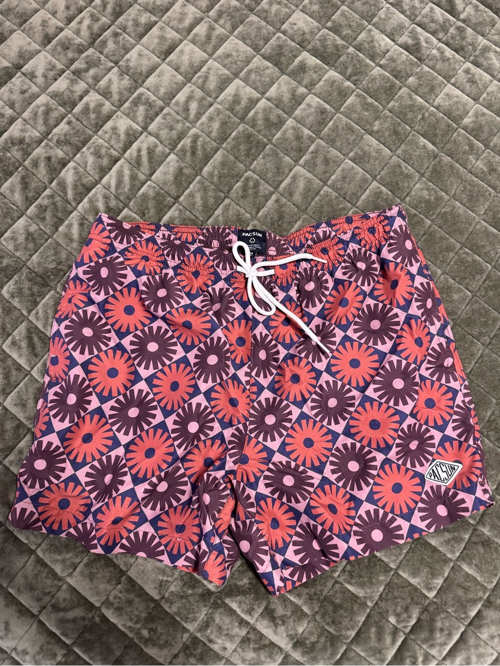 Men’s pac sun board shorts